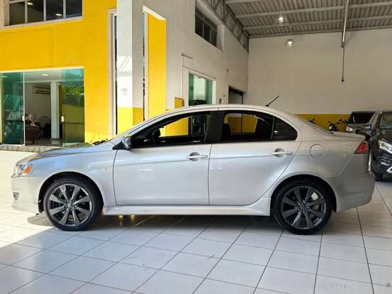 MITSUBISHI-LANCER-2012