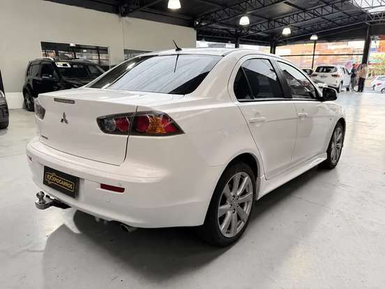 MITSUBISHI-LANCER-2.0 CVT 16V GASOLINA 4P AUTOMÁTICO MITSUBISHI-LANCER-2014