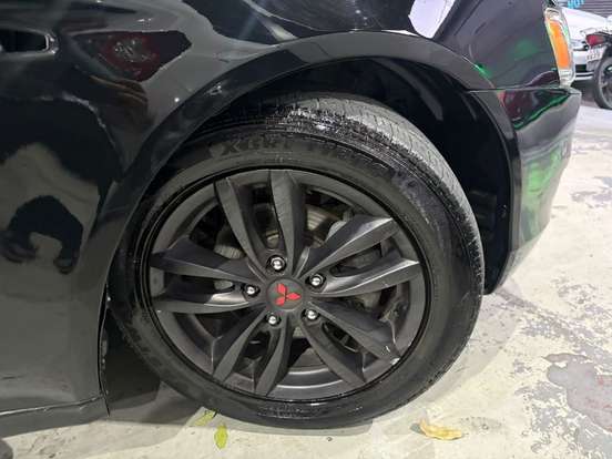 MITSUBISHI-LANCER-2.0 HLE 16V GASOLINA 4P AUTOMÁTICO MITSUBISHI-LANCER-2015