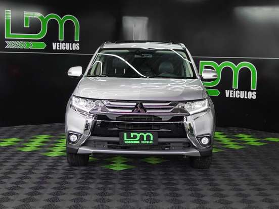 MITSUBISHI-OUTLANDER-2016