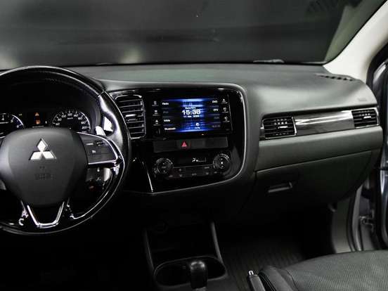 MITSUBISHI-OUTLANDER-2.0 16V GASOLINA 4P AUTOMÁTICO MITSUBISHI-OUTLANDER-2016