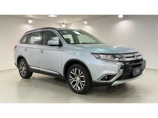 MITSUBISHI-OUTLANDER-2.0 16V GASOLINA 4P AUTOMÁTICO MITSUBISHI-OUTLANDER-2015