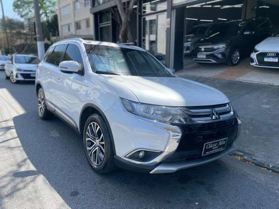 MITSUBISHI-OUTLANDER-2.0 COMFORT 16V GASOLINA 4P AUTOMÁTICO MITSUBISHI-OUTLANDER-2017
