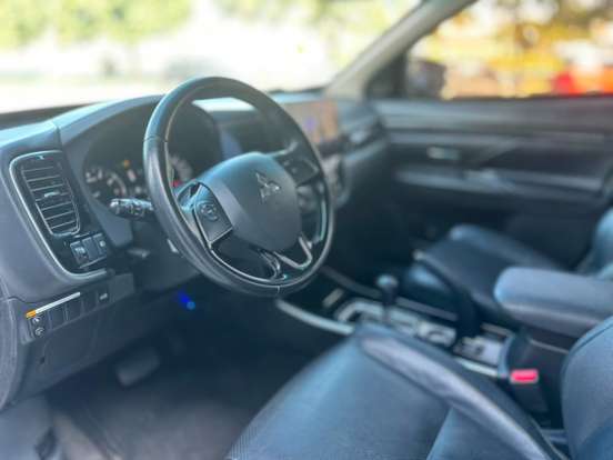 MITSUBISHI-OUTLANDER-2.0 COMFORT 16V GASOLINA 4P AUTOMÁTICO MITSUBISHI-OUTLANDER-2017