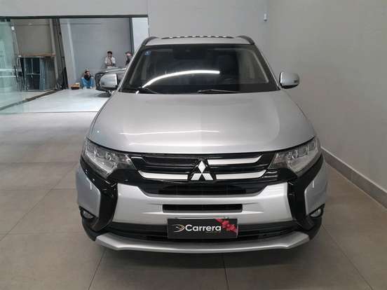 MITSUBISHI-OUTLANDER-3.0 GT 4X4 V6 24V GASOLINA 4P AUTOMÁTICO MITSUBISHI-OUTLANDER-2015
