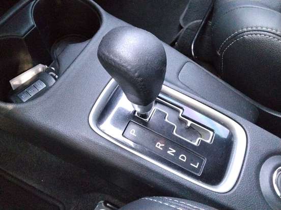 MITSUBISHI-OUTLANDER-2015