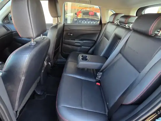 MITSUBISHI-OUTLANDER SPORT-2.0 MIVEC FLEX HPE BLACK EDITION AWD AUTOMÁTICO MITSUBISHI-OUTLANDER SPORT-2021