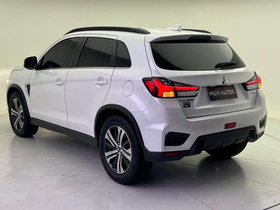 MITSUBISHI-OUTLANDER SPORT-2.0 MIVEC FLEX HPE AUTOMÁTICO MITSUBISHI-OUTLANDER SPORT-2021