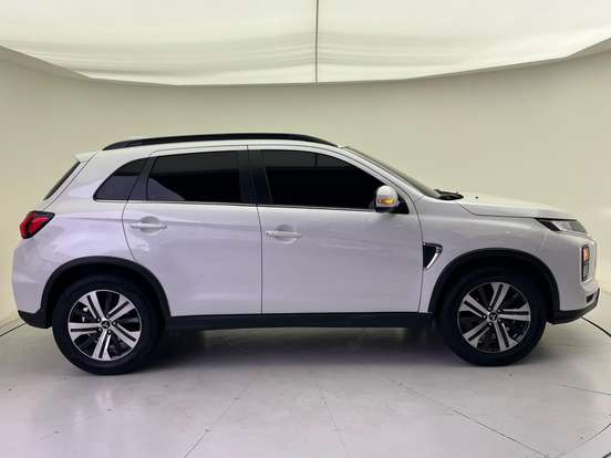 MITSUBISHI-OUTLANDER SPORT-2.0 MIVEC FLEX HPE AUTOMÁTICO MITSUBISHI-OUTLANDER SPORT-2021