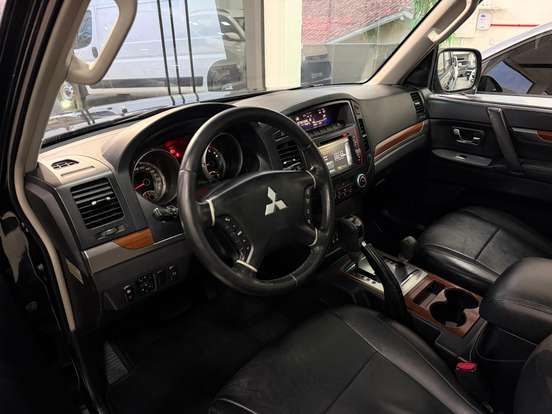 MITSUBISHI-PAJERO-2.5 HD 4X4 8V TURBO INTERCOOLER DIESEL 4P MANUAL MITSUBISHI-PAJERO-2008