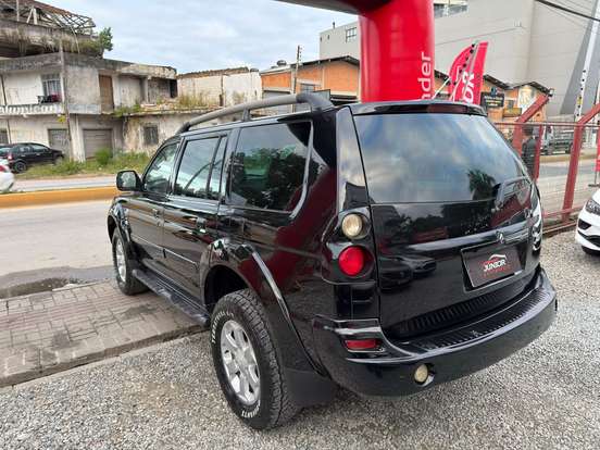 MITSUBISHI-PAJERO-2.5 HD 4X4 8V TURBO INTERCOOLER DIESEL 4P MANUAL MITSUBISHI-PAJERO-2009