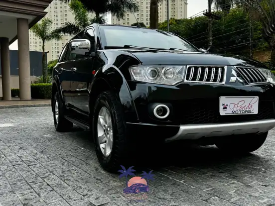 MITSUBISHI-PAJERO DAKAR-2011