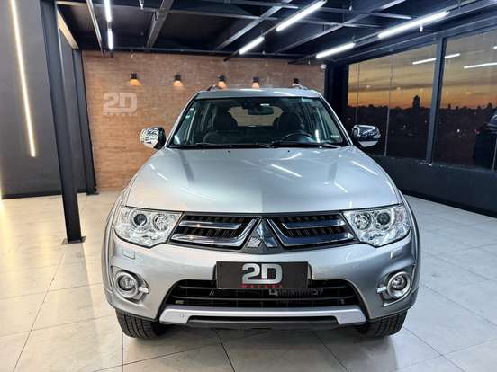 MITSUBISHI-PAJERO DAKAR-3.5 HPE 7 LUGARES 4X4 V6 24V FLEX 4P AUTOMÁTICO MITSUBISHI-PAJERO DAKAR-2014