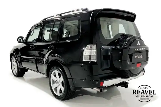 MITSUBISHI-PAJERO FULL-2012