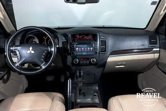 MITSUBISHI-PAJERO FULL-2012