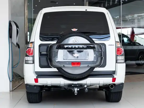 MITSUBISHI-PAJERO FULL-3.8 HPE 4X4 V6 24V GASOLINA 2P AUTOMÁTICO MITSUBISHI-PAJERO FULL-2017