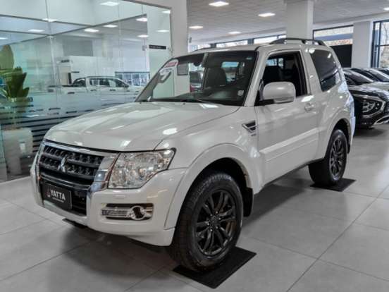 MITSUBISHI-PAJERO FULL-3.2 HPE 4X4 16V TURBO INTERCOOLER DIESEL 2P AUTOMÁTICO MITSUBISHI-PAJERO FULL-2017