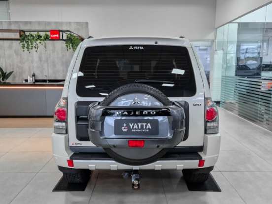 MITSUBISHI-PAJERO FULL-3.2 HPE 4X4 16V TURBO INTERCOOLER DIESEL 2P AUTOMÁTICO MITSUBISHI-PAJERO FULL-2017