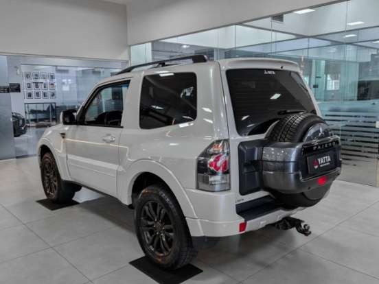 MITSUBISHI-PAJERO FULL-3.2 HPE 4X4 16V TURBO INTERCOOLER DIESEL 2P AUTOMÁTICO MITSUBISHI-PAJERO FULL-2017