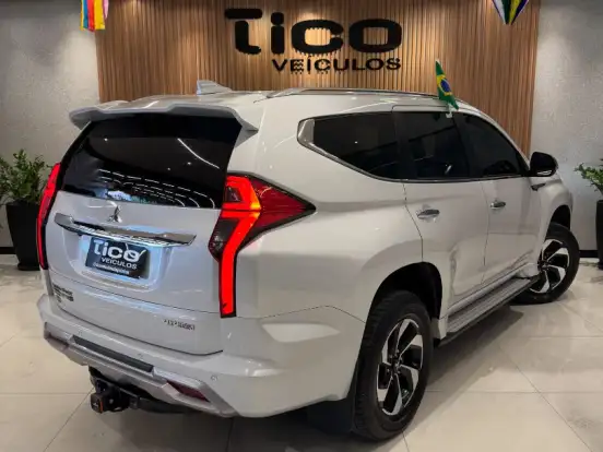 MITSUBISHI-PAJERO SPORT-2.4 16V MIVEC TURBO DIESEL HPE-S AWD AUTOMÁTICO MITSUBISHI-PAJERO SPORT-2024