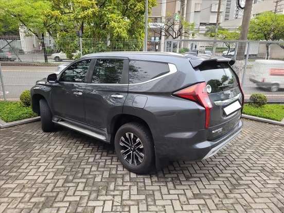MITSUBISHI-PAJERO SPORT-2.4 16V MIVEC TURBO DIESEL HPE AWD AUTOMÁTICO MITSUBISHI-PAJERO SPORT-2022
