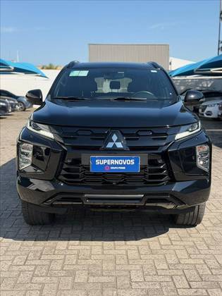 MITSUBISHI PAJERO SPORT 2.4 16V MIVEC TURBO DIESEL LEGEND BLACK AWD AUTOMÁTICO