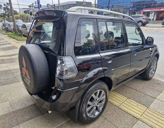MITSUBISHI-PAJERO TR4-2013