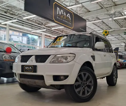 MITSUBISHI PAJERO TR4 2.0 4X2 16V 140CV FLEX 4P AUTOMÁTICO
