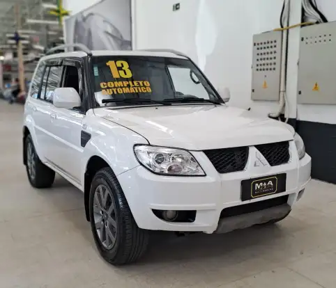 MITSUBISHI-PAJERO TR4-2013