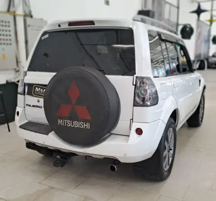 MITSUBISHI-PAJERO TR4-2013