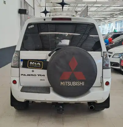 MITSUBISHI-PAJERO TR4-2013