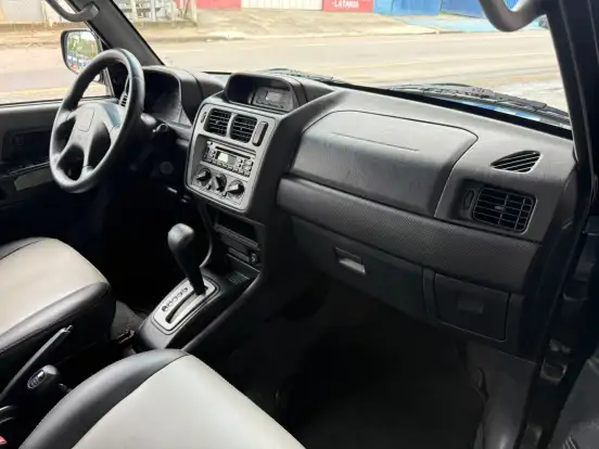 MITSUBISHI-PAJERO TR4-2006