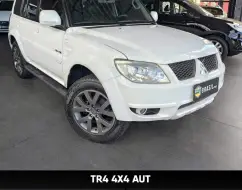 MITSUBISHI PAJERO TR4 2.0 4X4 16V 140CV FLEX 4P AUTOMÁTICO MITSUBISHI PAJERO TR4 2.0 4X4 16V 140CV FLEX 4P AUTOMÁTICO