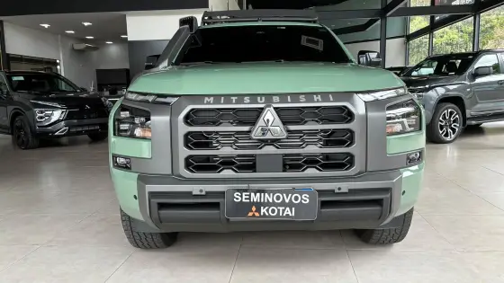 MITSUBISHI TRITON 2.4 BITURBO DIESEL CD KATANA 4X4 AUTOMÁTICO