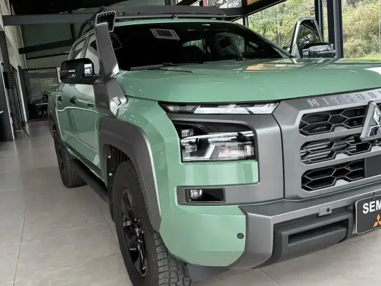 MITSUBISHI-TRITON-2.4 BITURBO DIESEL CD KATANA 4X4 AUTOMÁTICO MITSUBISHI-TRITON-2025