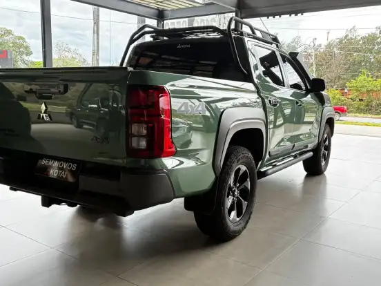 MITSUBISHI-TRITON-2.4 BITURBO DIESEL CD KATANA 4X4 AUTOMÁTICO MITSUBISHI-TRITON-2025