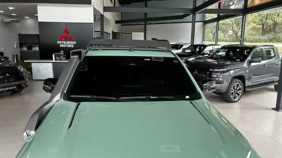MITSUBISHI-TRITON-2025
