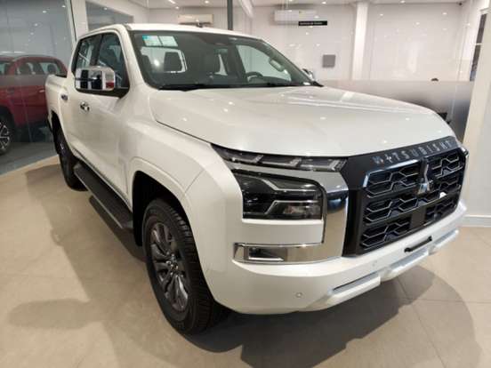 MITSUBISHI-TRITON-2026
