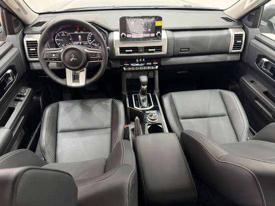 MITSUBISHI-TRITON-2.4 BITURBO DIESEL CD HPE-S 4X4 AUTOMÁTICO MITSUBISHI-TRITON-2026
