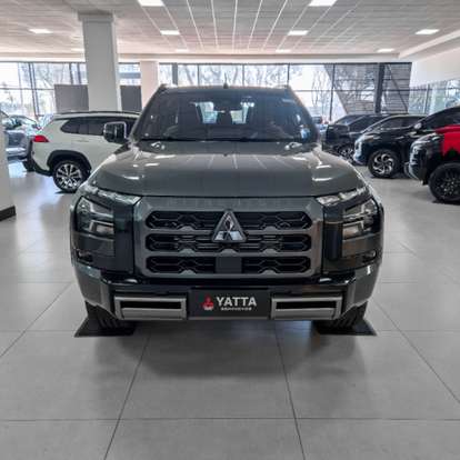 MITSUBISHI-TRITON-2026