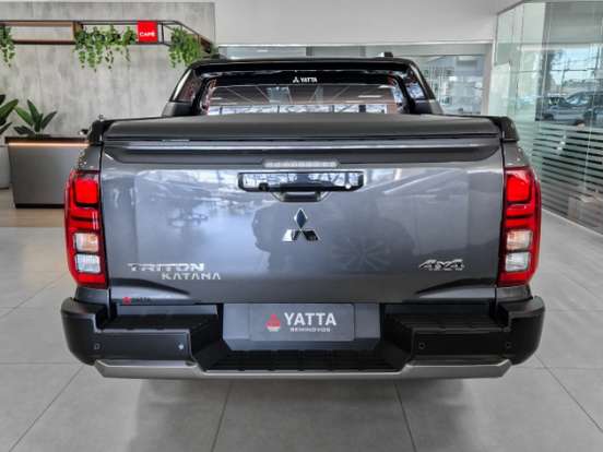 MITSUBISHI-TRITON-2.4 BITURBO DIESEL CD KATANA 4X4 AUTOMÁTICO MITSUBISHI-TRITON-2026