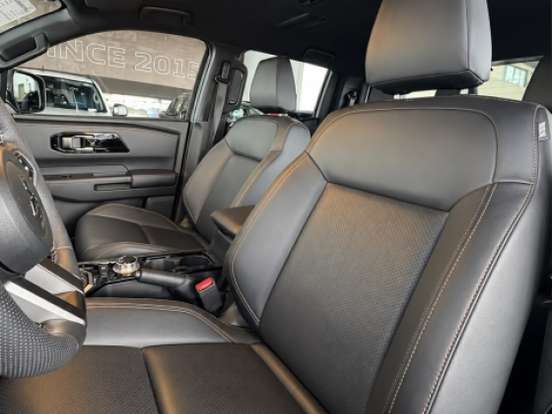 MITSUBISHI-TRITON-2.4 BITURBO DIESEL CD KATANA 4X4 AUTOMÁTICO MITSUBISHI-TRITON-2025