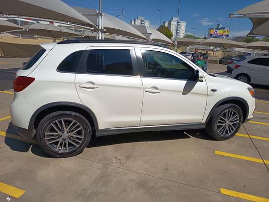 MITSUBISHI-ASX-2.0 AWD 16V FLEX 4P AUTOMÁTICO MITSUBISHI-ASX-2017