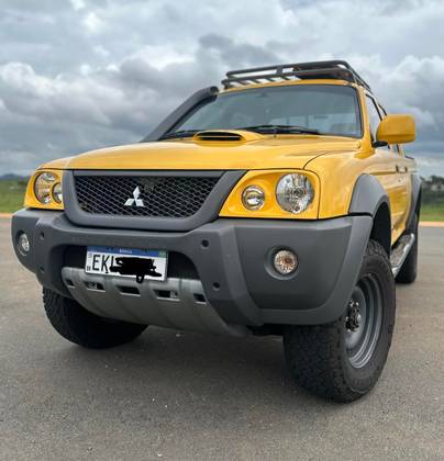 MITSUBISHI L200 SAVANA 2.5 4X4 CD 8V TURBO DIESEL 4P MANUAL