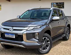 MITSUBISHI L200 TRITON 2.4 16V TURBO DIESEL SPORT HPE-S CD 4P 4X4 AUTOMÁTICO MITSUBISHI L200 TRITON 2.4 16V TURBO DIESEL SPORT HPE-S CD 4P 4X4 AUTOMÁTICO