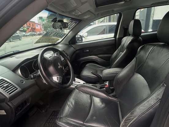MITSUBISHI-OUTLANDER-3.0 4X4 V6 24V GASOLINA 4P AUTOMÁTICO MITSUBISHI-OUTLANDER-2009