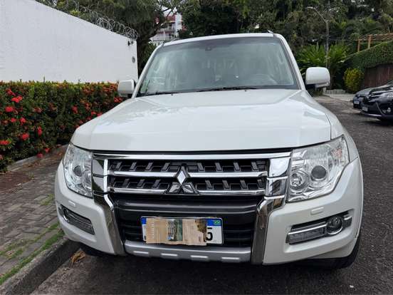 MITSUBISHI-PAJERO-3.2 HPE 4X4 7 LUGARES 16V TURBO INTERCOOLER DIESEL 4P AUTOMÁTICO MITSUBISHI-PAJERO-2018