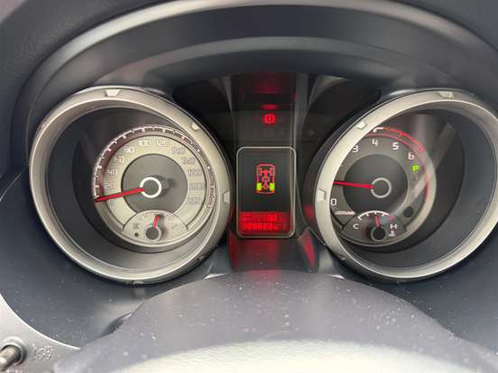 MITSUBISHI-PAJERO-2018