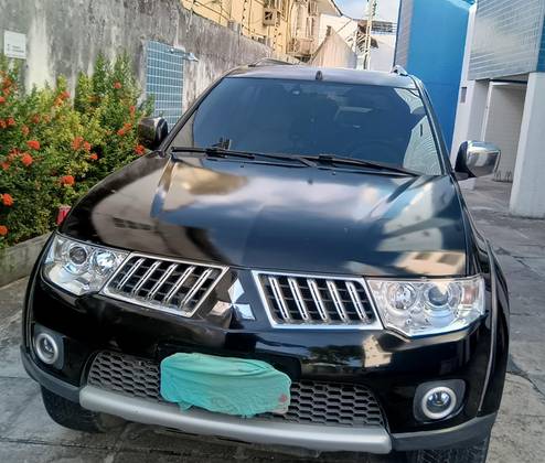 MITSUBISHI PAJERO DAKAR 3.2 HPE 4X4 7 LUGARES 16V TURBO INTERCOOLER DIESEL 4P AUTOMÁTICO