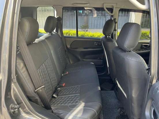 MITSUBISHI-PAJERO TR4-2011